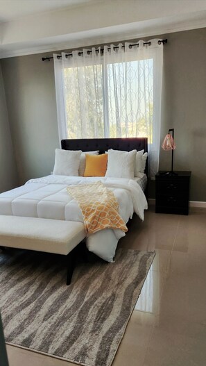 2 bedrooms, iron/ironing board, WiFi, bed sheets