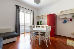 Interior - Ca' Granda M5 & Bicocca - Apartment Cosy (Milano)