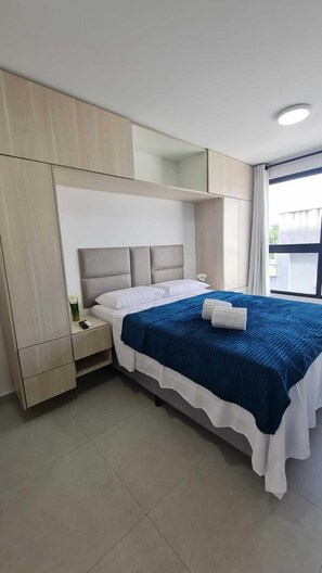 Studio Supérieur | Espace de travail pour ordinateur portable, Wi-Fi gratuit