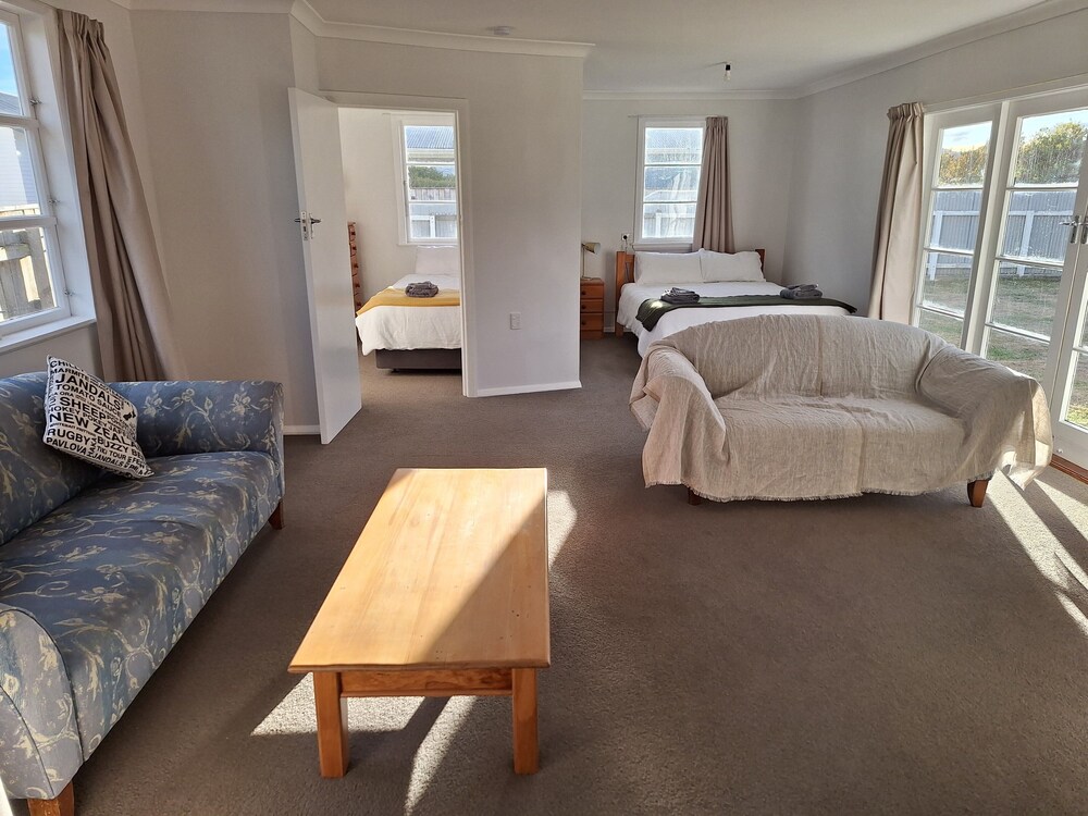 Oxford House 5 Bedrooms close to the square , sleeps 12