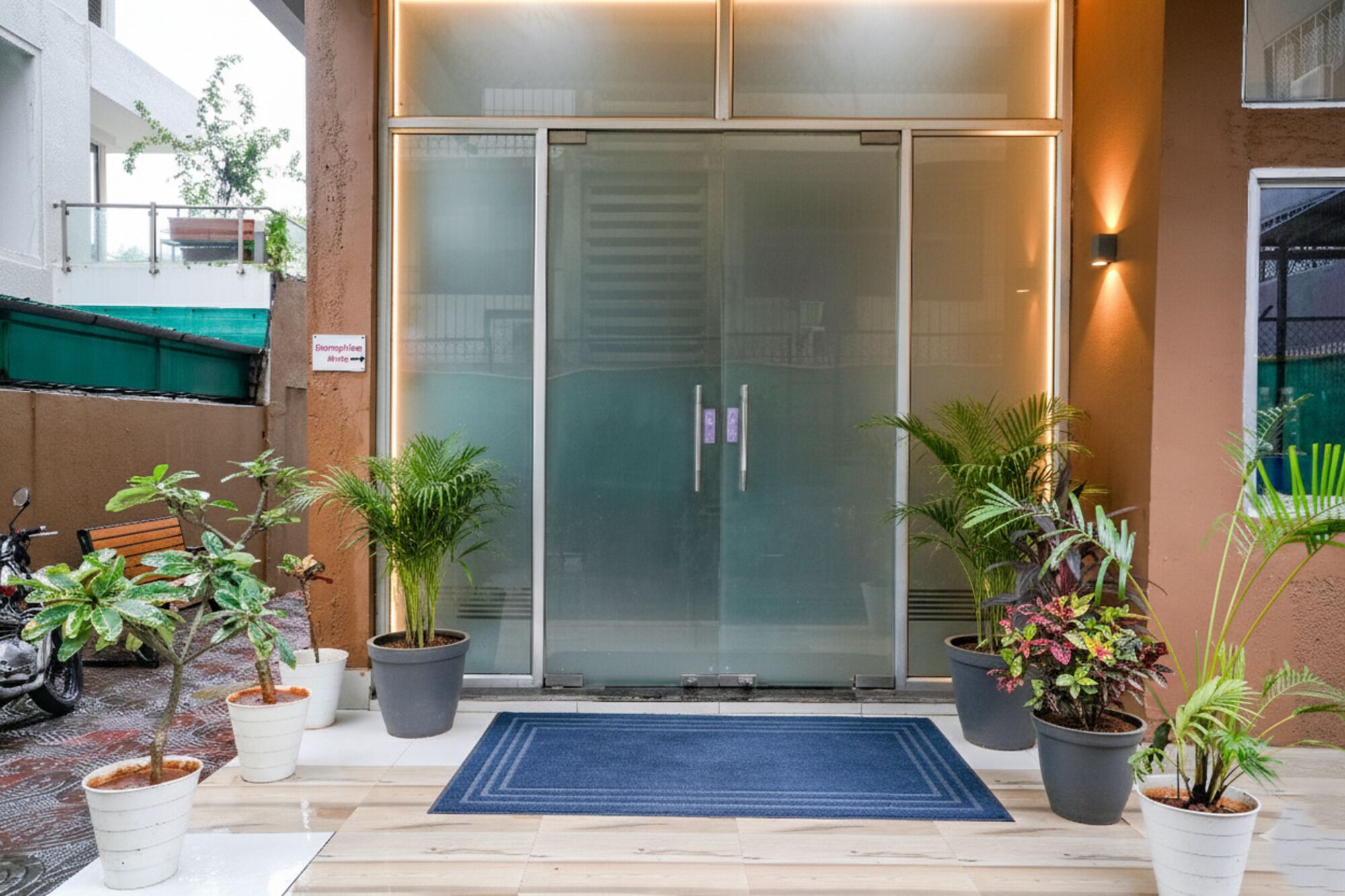 内部エントランス