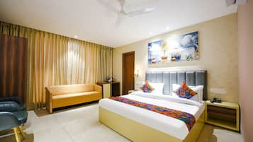 Premium Room | Egyptian cotton sheets, premium bedding, in-room safe, free WiFi