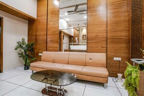 ロビー応接スペース