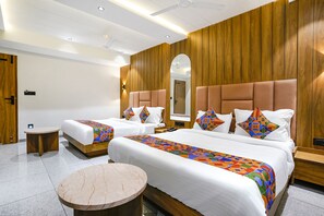 Egyptian cotton sheets, premium bedding, in-room safe, free WiFi - Fabhotel Ms Residency (Ahmedabad)