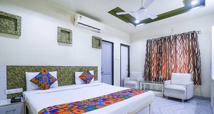 Fabhotel Gayatri Inn Annex