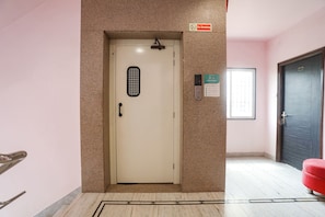 Lobby - Fabhotel Gayatri Inn Annex (Nagpur)