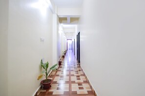 Lobby - Fabhotel Grand Vatika (Danapur)