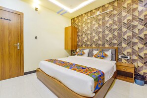 Deluxe-Zimmer | Bettwäsche aus ägyptischer Baumwolle, hochwertige Bettwaren, Zimmersafe