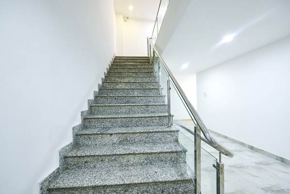 Lobby - Fabhotel Grand Villa (New Delhi)