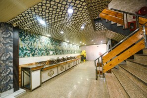 Lobby - Fabhotel The Crystal Palace (New Delhi)