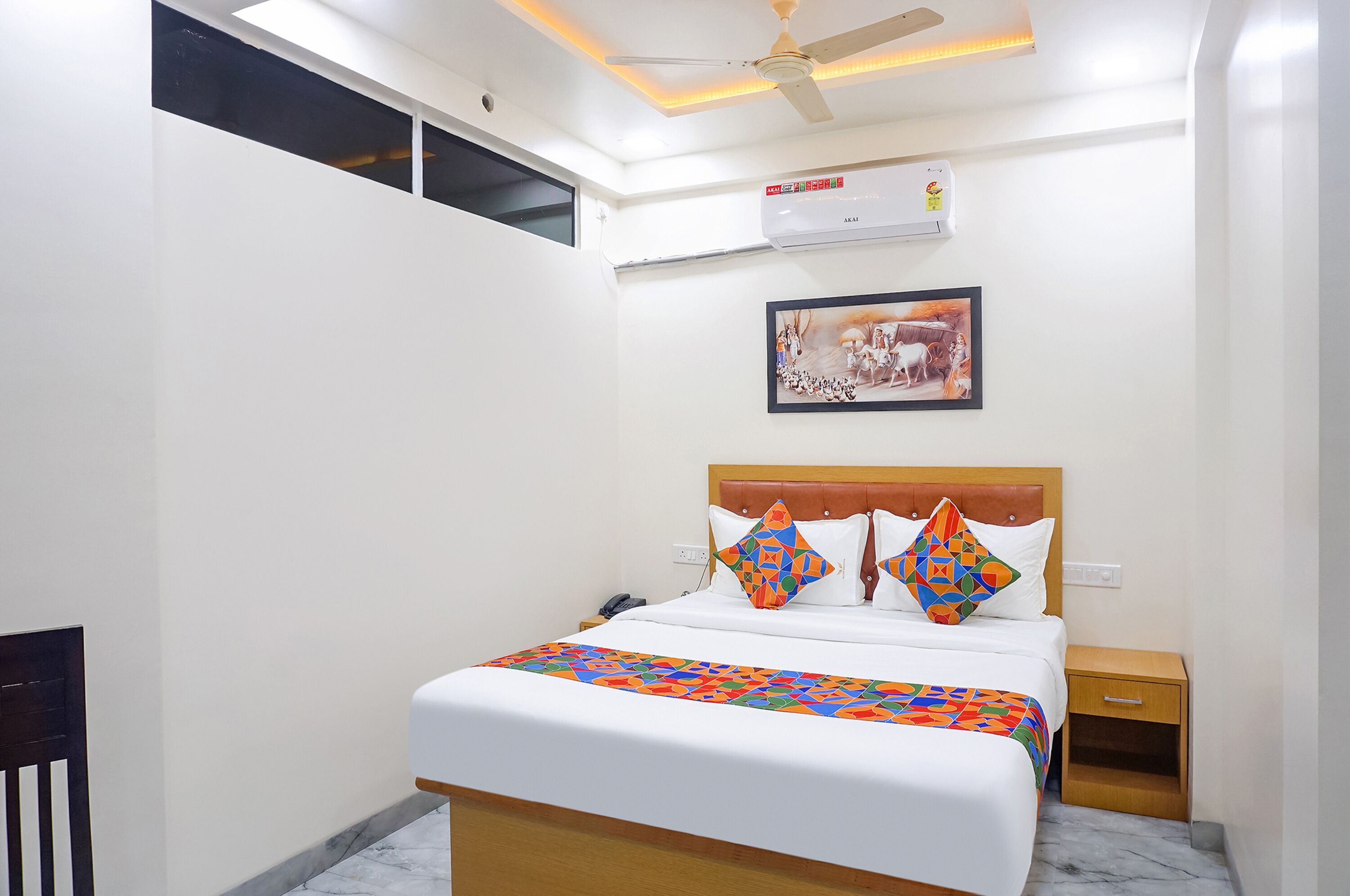 Egyptian cotton sheets, premium bedding, in-room safe, free WiFi