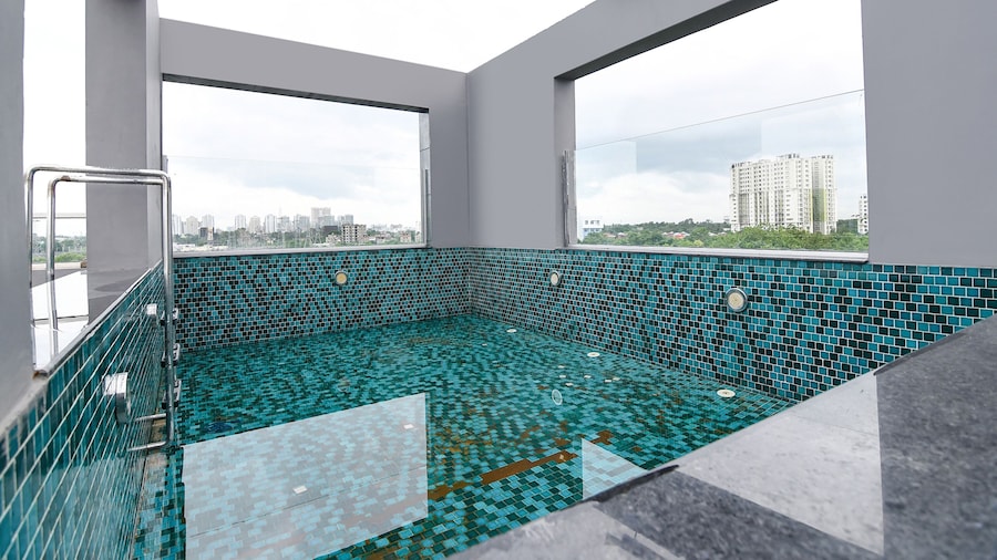 Fabhotel Prime The Water View Residency