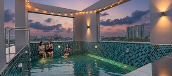 水景首選公寓飯店