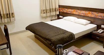 Fabhotel Rajdhani Ii