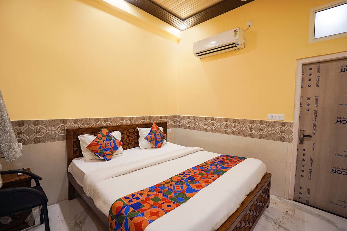 Premium Room | Egyptian cotton sheets, premium bedding, in-room safe, free WiFi