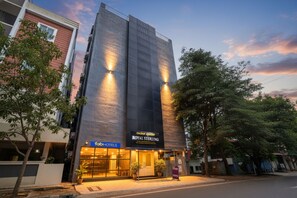 Exterior - FabHotel Royal Sterling (Bengaluru)