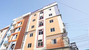 Exterior - Fabhotel Sprinkle Stay (Hyderabad)