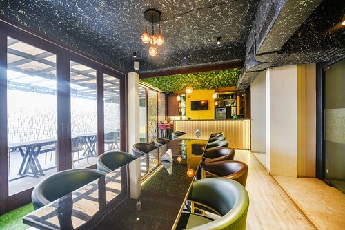 Fabhotel Prime Viraj Inn