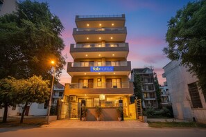Front of property - FabHotel Muktinath (Gurugram)