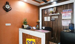 Reception - Fabhotel Champion Grand (Bengaluru)