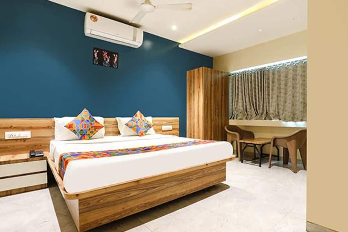Premium Room | Egyptian cotton sheets, premium bedding, in-room safe, free WiFi