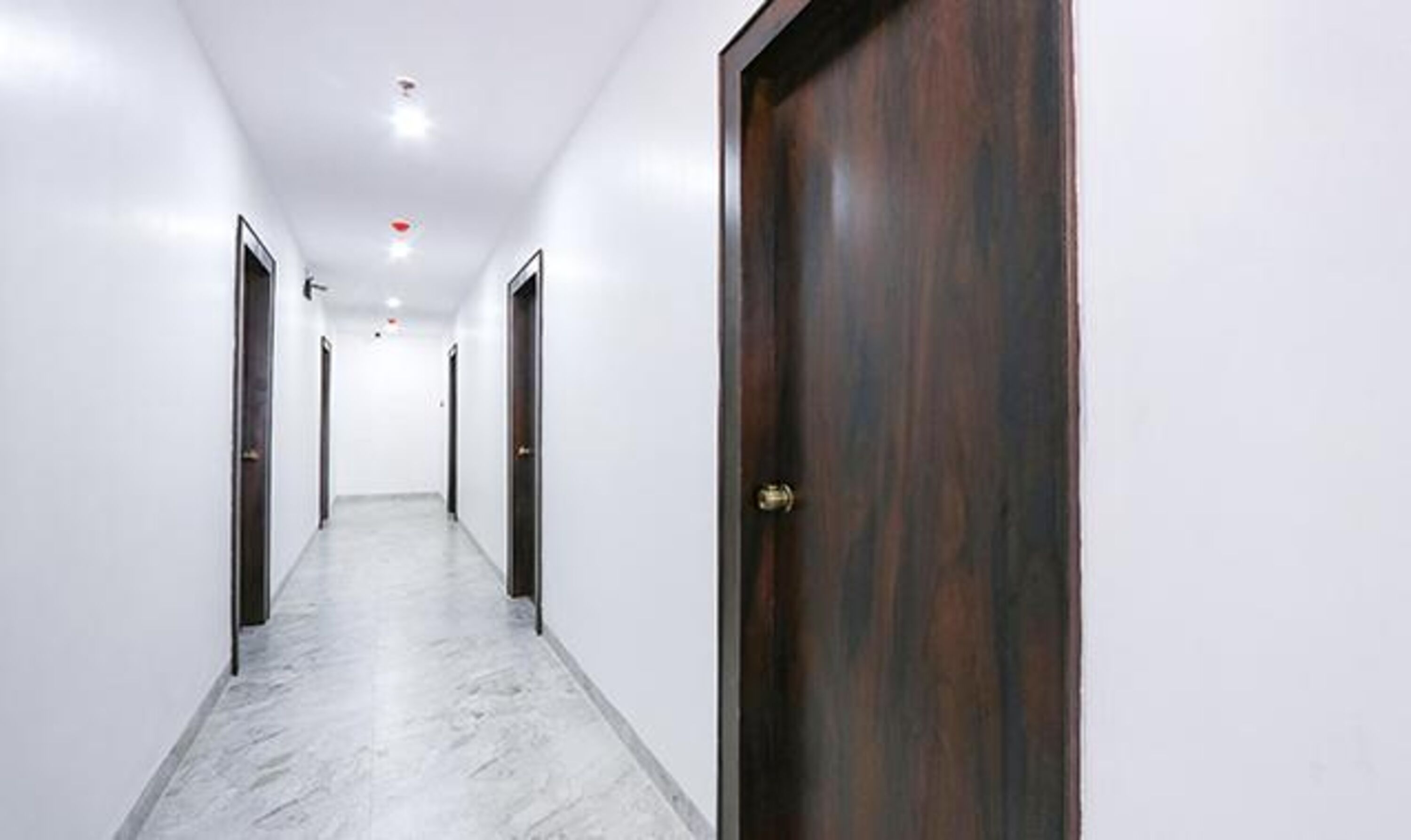 Foto - FabHotel RK Residency - Nr S R Nagar Metro Station, Ameerpet
