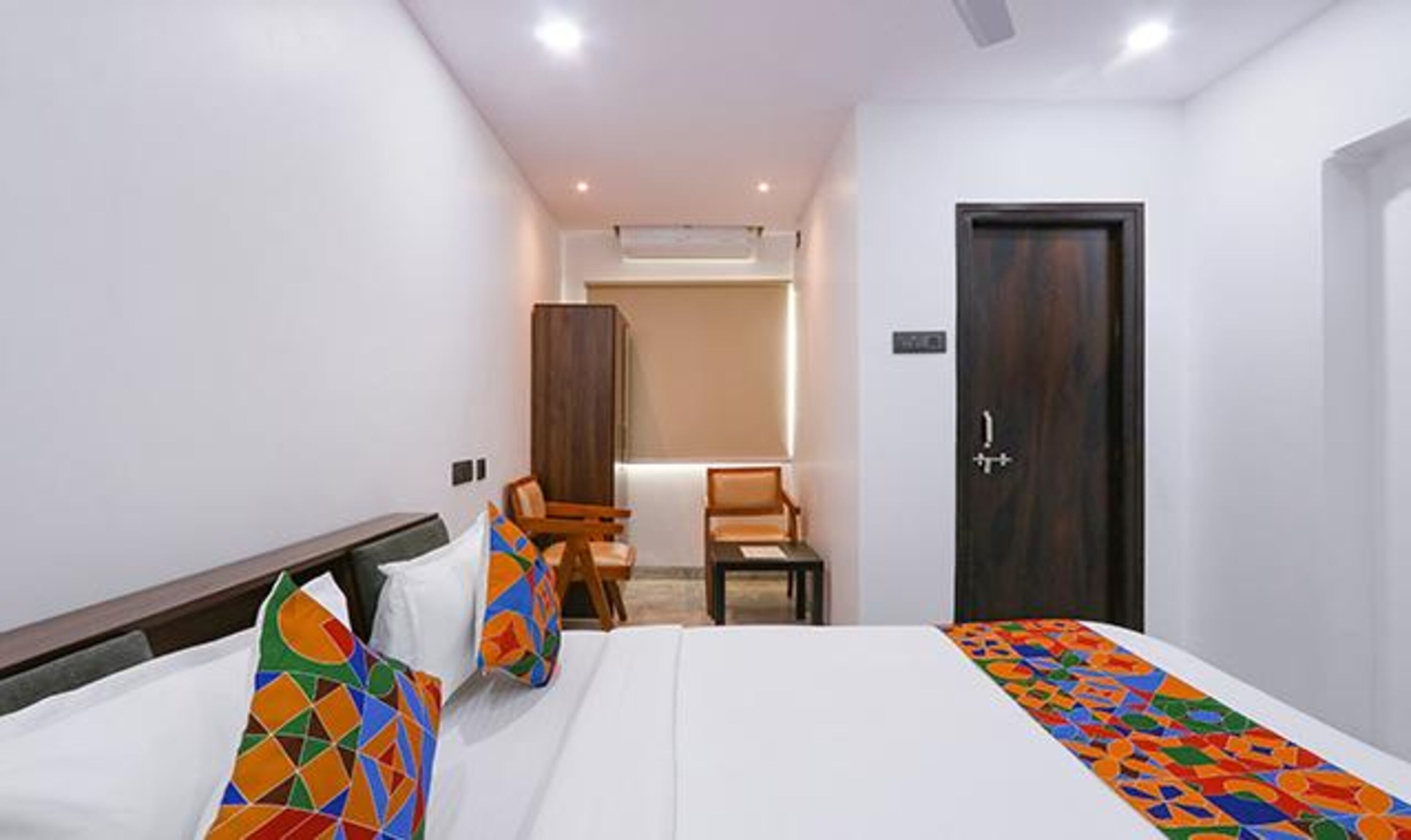 Foto - FabHotel RK Residency - Nr S R Nagar Metro Station, Ameerpet