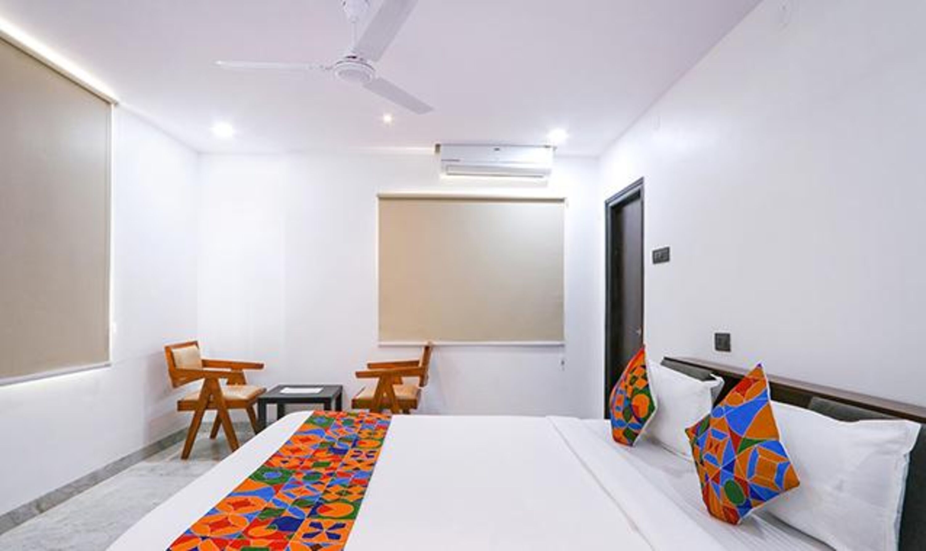 Foto - FabHotel RK Residency - Nr S R Nagar Metro Station, Ameerpet