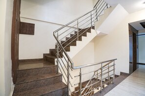 Lobby - Fabhotel Shreyas Shack (Bengaluru)