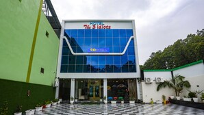 Exterior - Fabhotel The 3 Idiots (Vikasnagar)