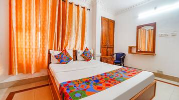 Deluxe Room | Egyptian cotton sheets, premium bedding, in-room safe, free WiFi