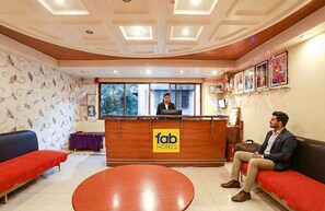 Reception - FabHotel De Rajnigandha (Nashik)