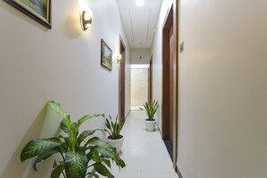 Lobby - Fabhotel Utsah (Indore)
