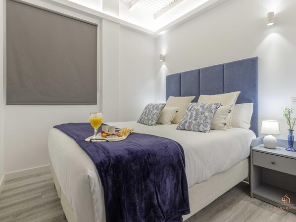 2 bedrooms, iron/ironing board, Internet, bed sheets