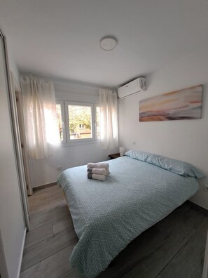 2 Schlafzimmer, Bügeleisen/Bügelbrett, WLAN, Bettwäsche