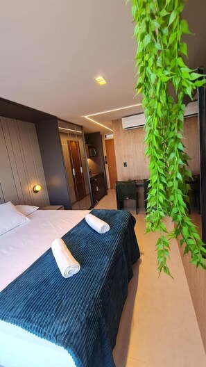 Premium Apartment, City View