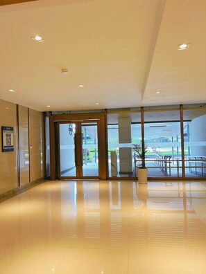 Interior - R&F PRINCESS COVE, SEAVIEW, 3BR, 1181sqft, CITY CENTRE and CIQ, 24hr SECURITY (Johor Bahru)