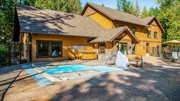Indoor pool, a heated pool