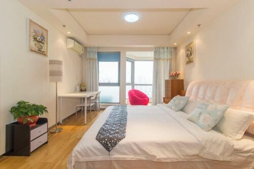 Huacai Apartment Hotel (Beijing Qilinshe)
