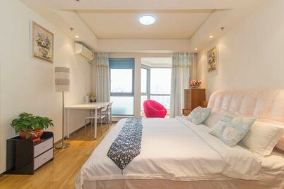 Huacai Apartment Hotel (Beijing Qilinshe)