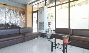 Interior - RedDoorz Near SM City Muntinlupa (Muntinlupa)