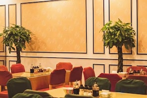 Unclassified image, 4 of 33, button - Ming Fan Ju Hotel (Ruili)