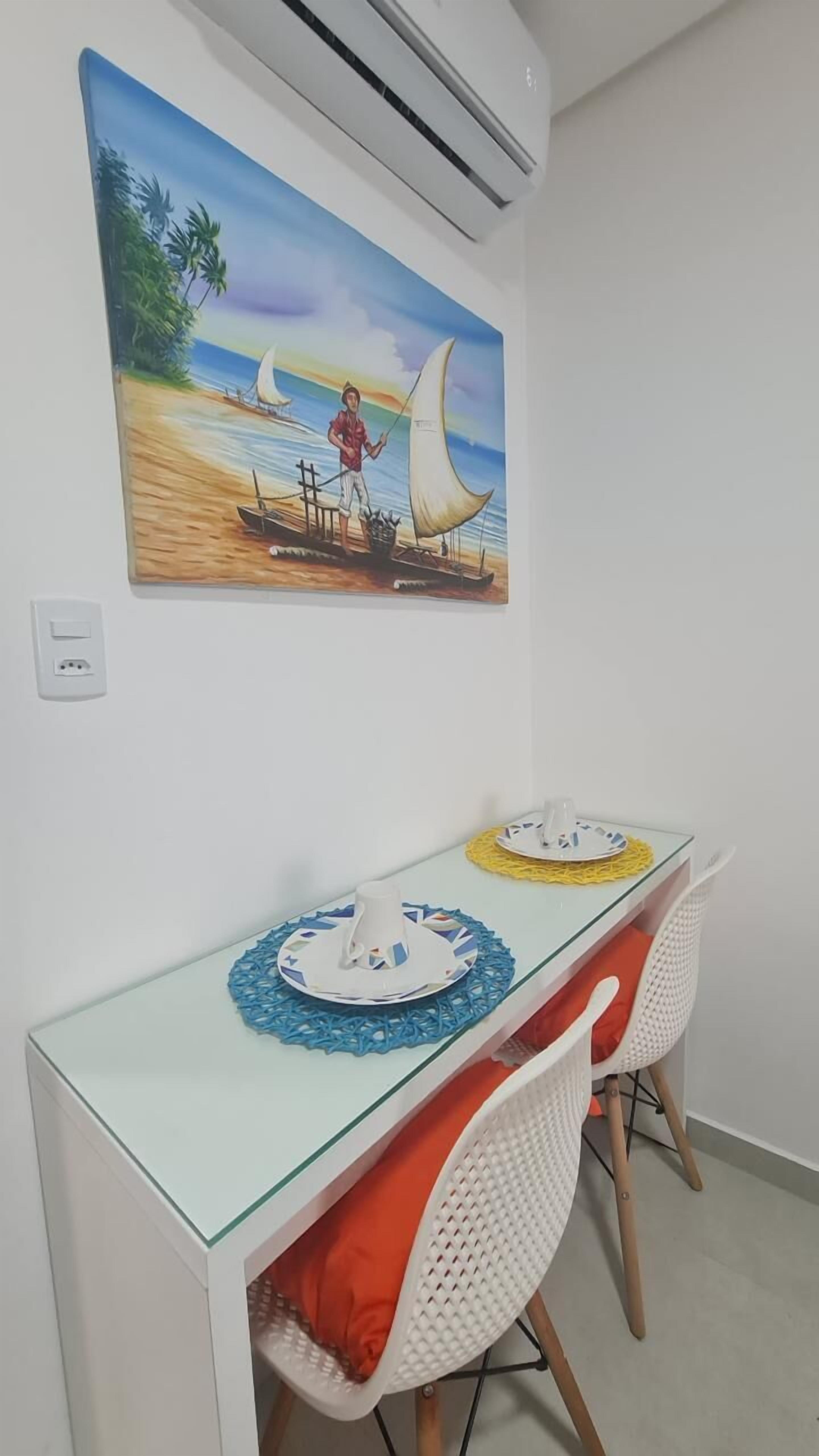 家庭公寓, 泳池景观 | 起居区 | 平板电视