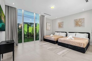 5 bedrooms, iron/ironing board, travel crib, WiFi