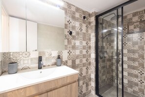 Shower, hair dryer