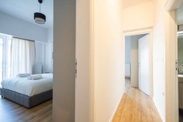 2 bedrooms, iron/ironing board, free WiFi