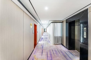Unclassified image, 2 of 20, button - Junxing hotel (Yingde)