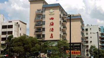 บริเวณภายนอก