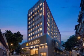 Unclassified image, 5 of 22, button - Companion Departure Hotel (Guangzhou)