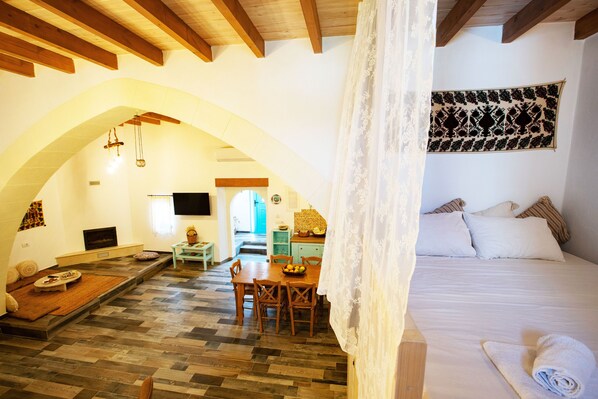 2 bedrooms, iron/ironing board, free WiFi, bed sheets - Stefanis Relis House (Archangelos)